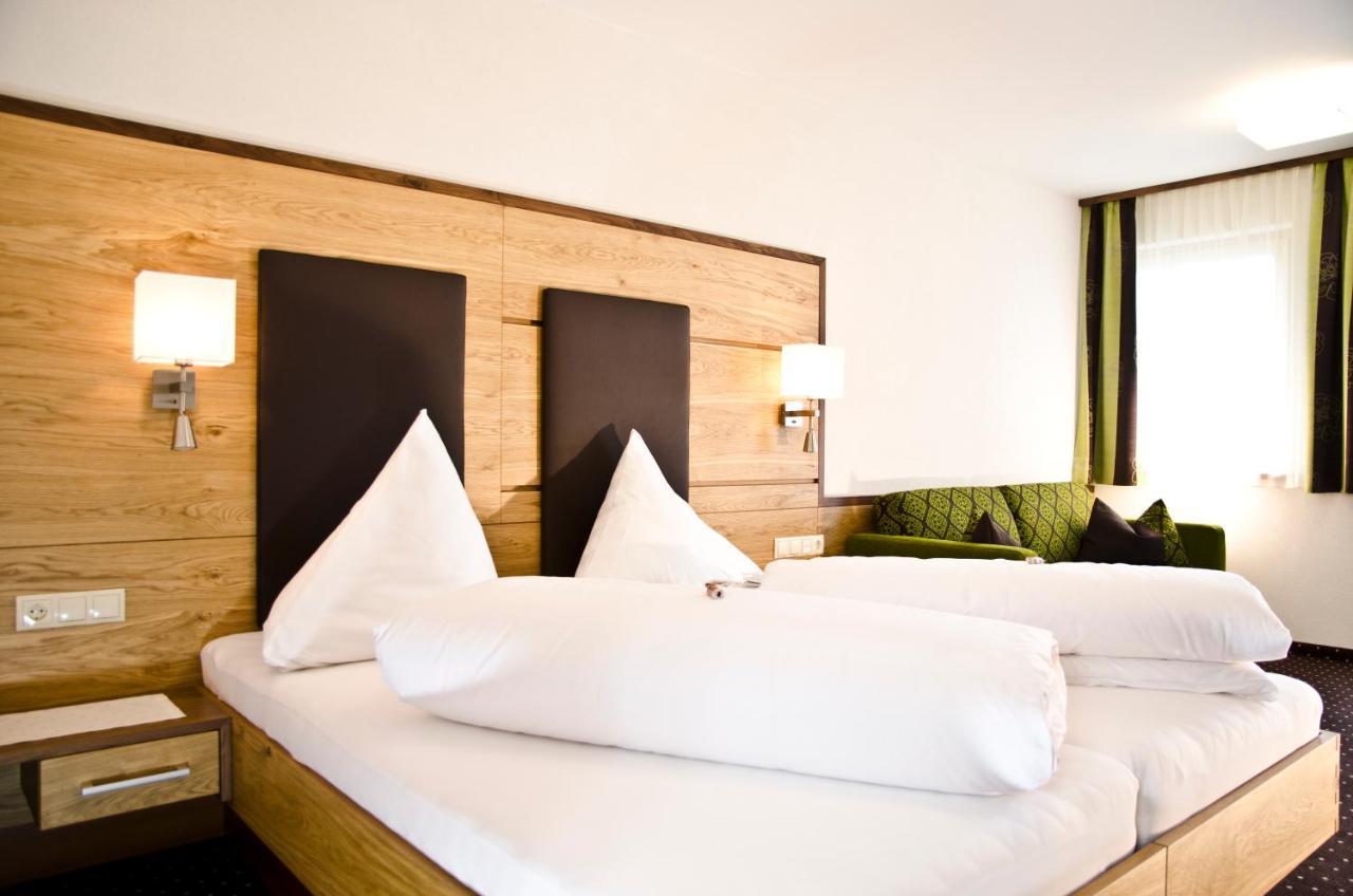 Hotel Garni Arosa Ишгъл Стая снимка