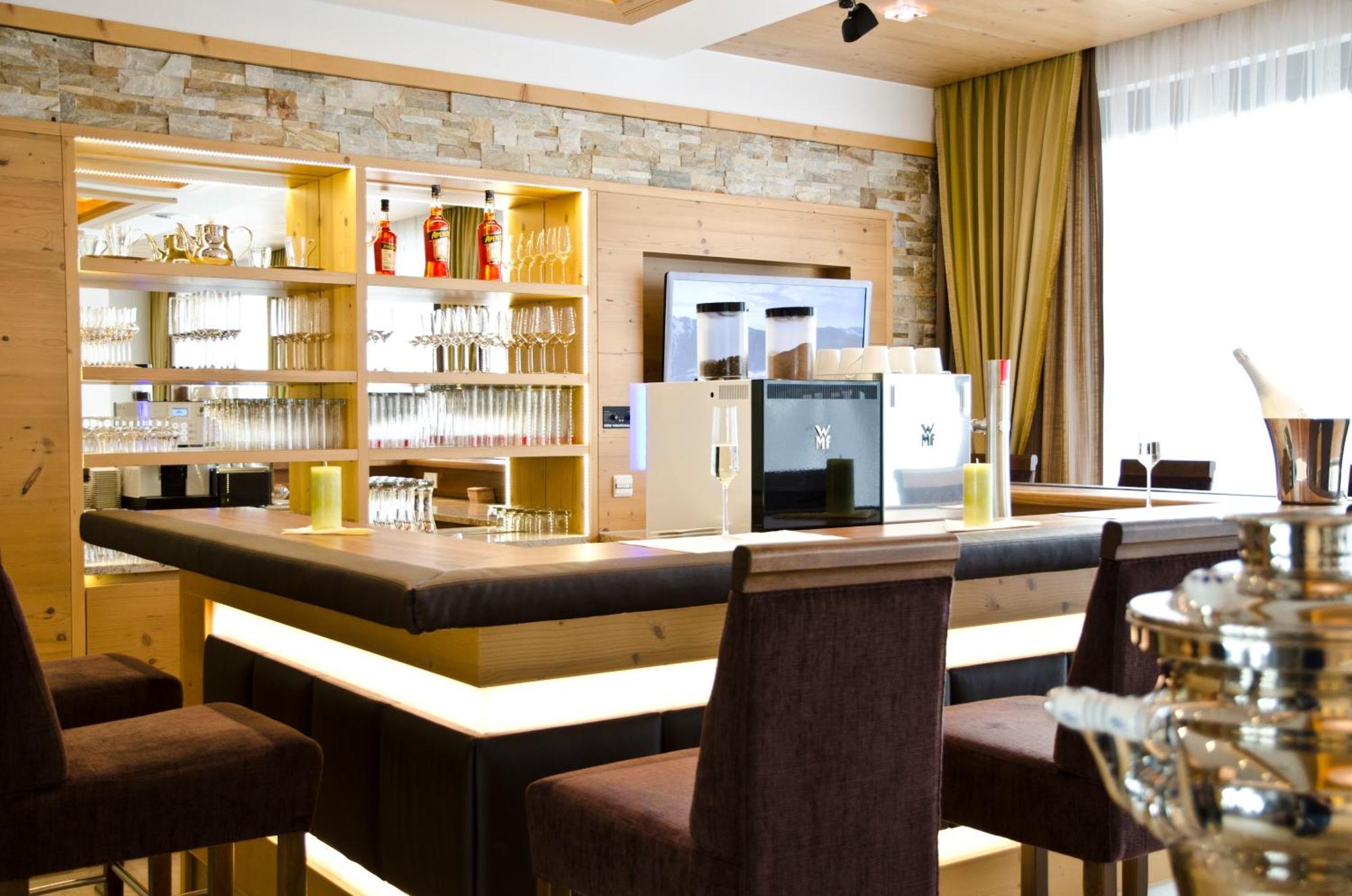 Hotel Garni Arosa Ишгъл Екстериор снимка